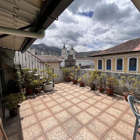 Hostal Benalcazar Quito Extérieur photo