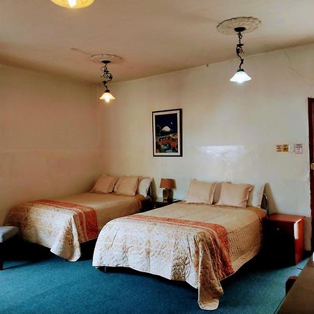 Hostal Benalcazar Quito Extérieur photo
