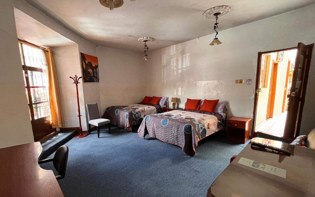 Hostal Benalcazar Quito Extérieur photo